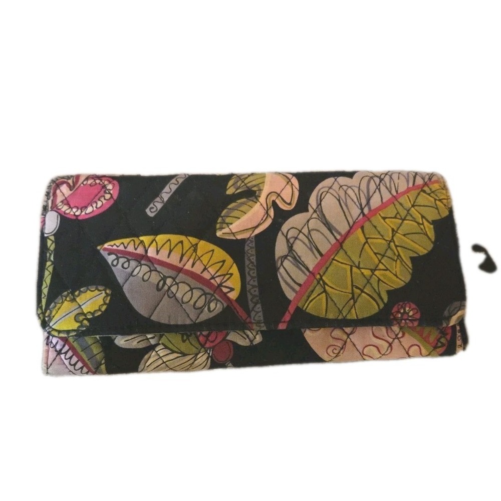 Vera Bradley Moon Blooms Tri-Fold Wallet Magnetic Credit Card ID slots
